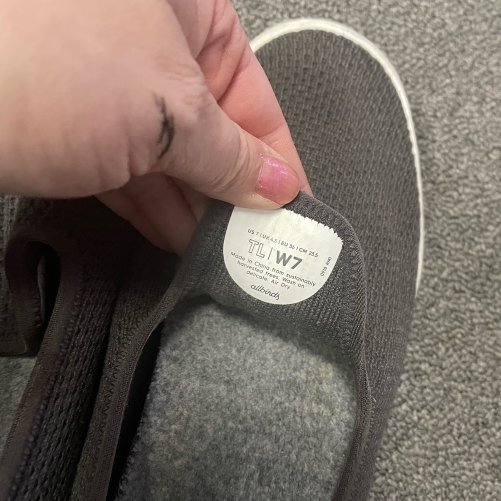 NEW Allbirds Women's Tree Loungers Sneakers in
Mist (White Sole) Size 7 - Picture 3 of 3